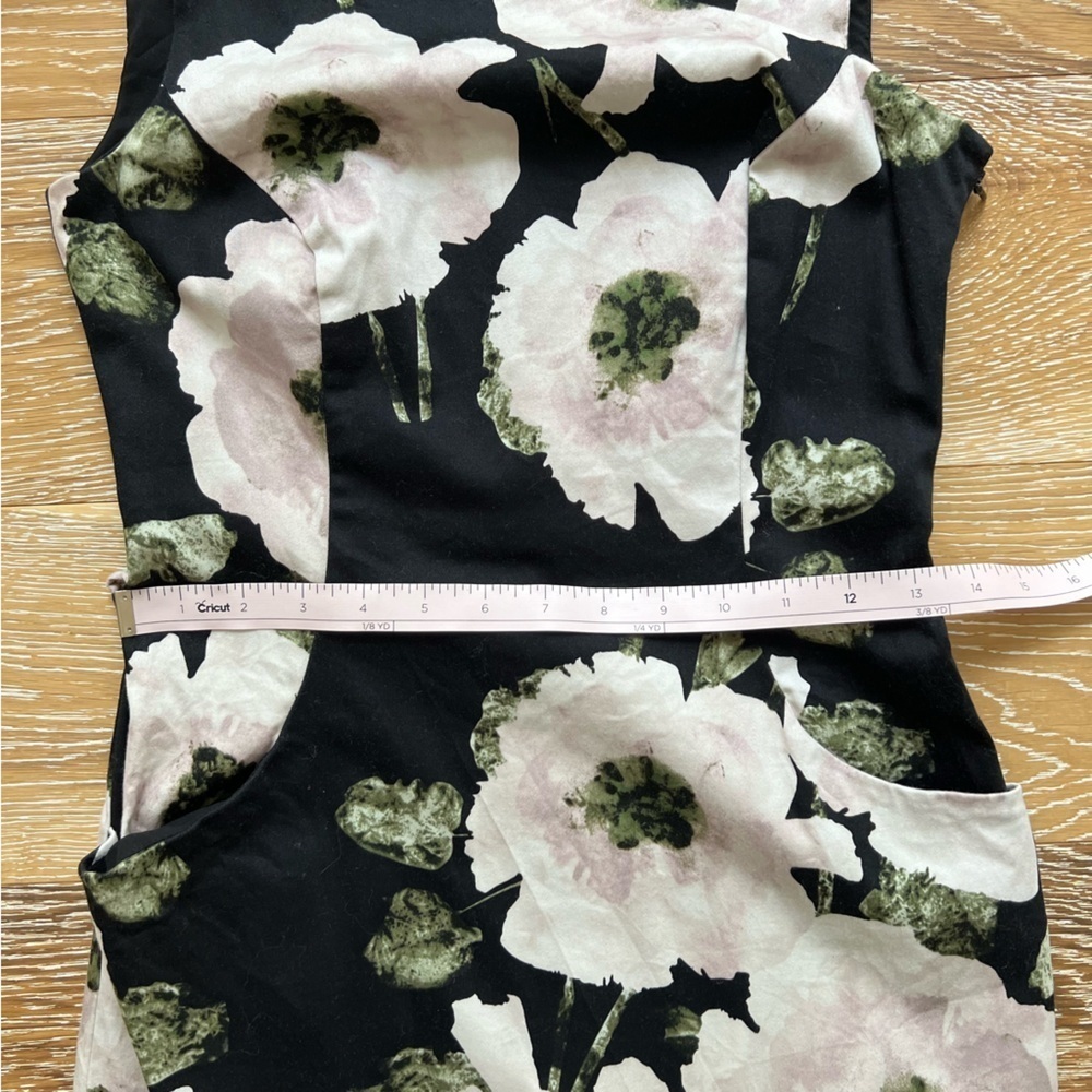 NINE WEST Floral Fitted Dress, sz.2 - Picture 6 of 8